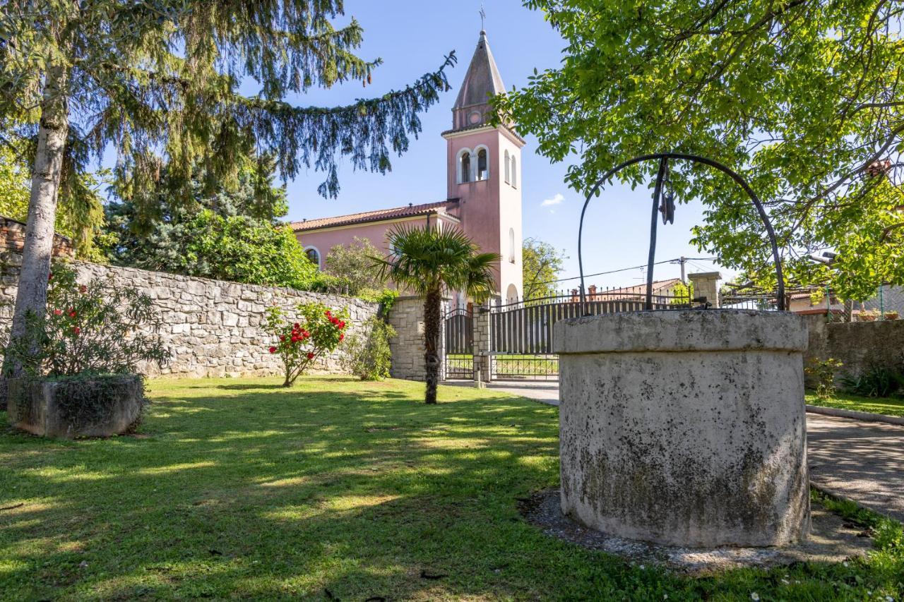 MirenDomacija Mirko住宿加早餐旅馆 外观 照片